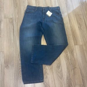 NWT Men’s Relaxed fit Calvin Klein jeans 38x32